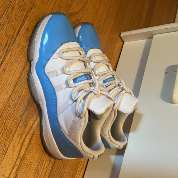 Air Jordan 11 Retro Low “UNC” - Picture 2 of 6